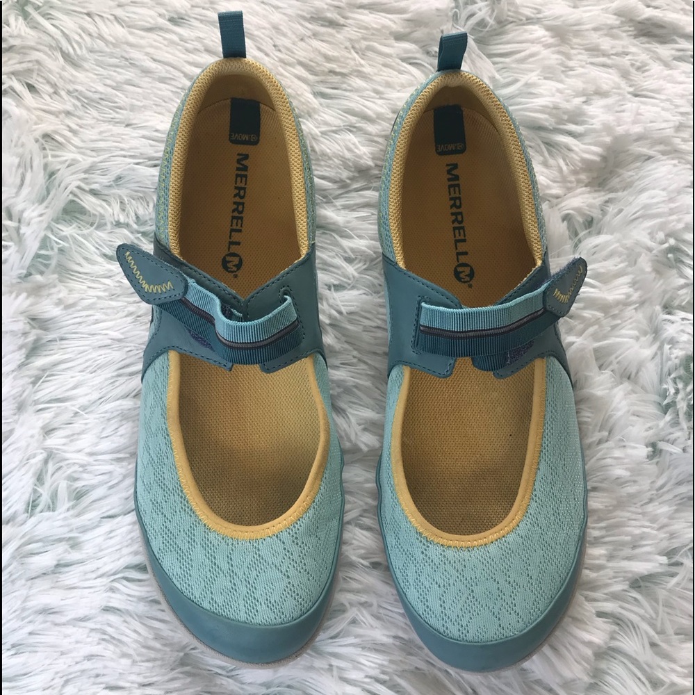 Women’s Merrell Walking Shoes